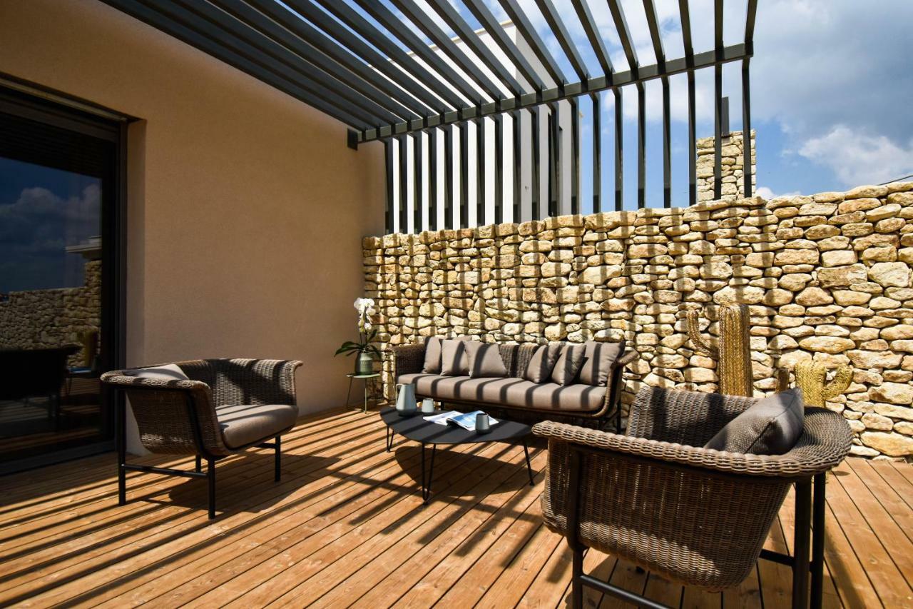 Les Loges En Provence "Villa Garrigue" Villeneuve-lès-Avignon Dış mekan fotoğraf